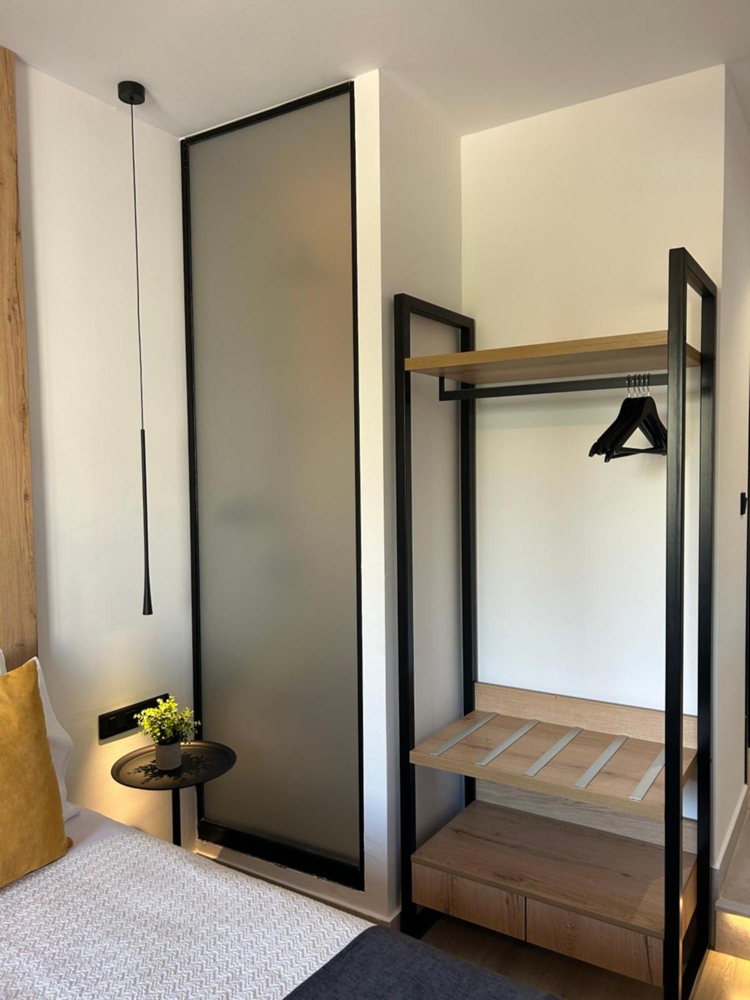 Incorsο - Smart Luxury - Athens Airport - 24hr Passcode Check In Apartment *